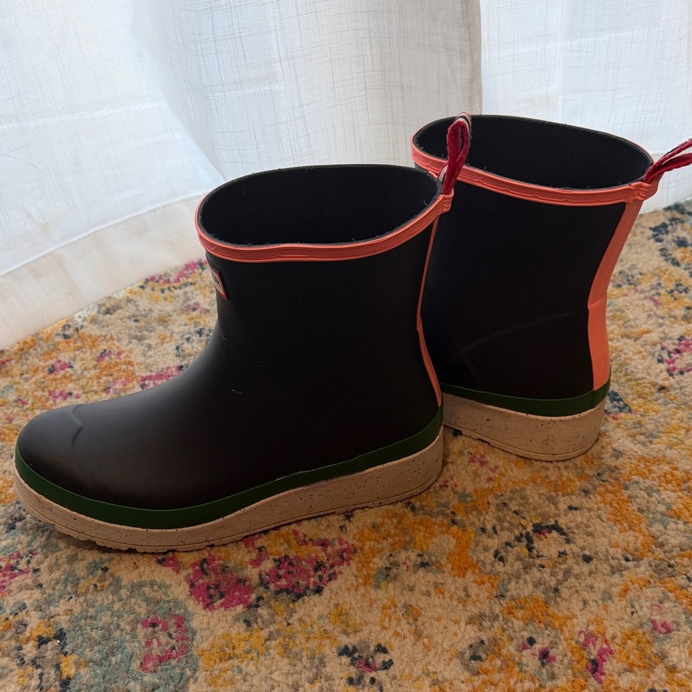 Hunter Black with Green and pink Rain Boots Womens size 9